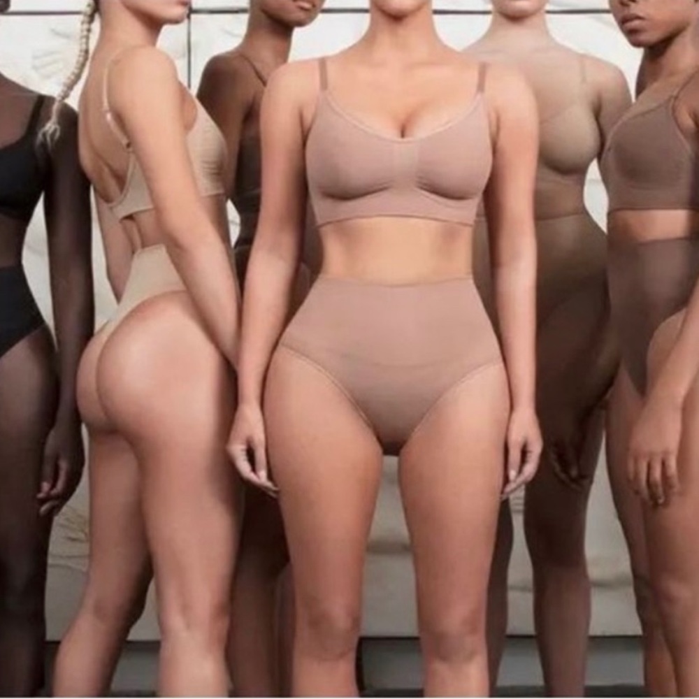 TWO!! NWOT SKIMS CORE CONTROL THONG L/XL